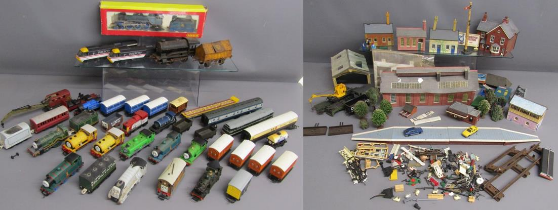 Trains, carriages & scenery includes - Hornby Intercity - 60199 tin Hornby Type 50 - Thomas The Tank
