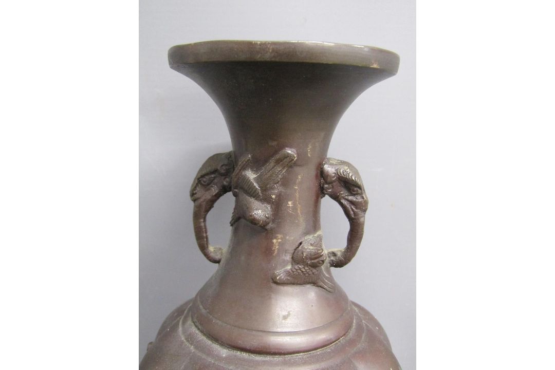 Pair Japanese Meiji period bronze vases decorated with relief decoration of birds and flowers - - Image 9 of 12