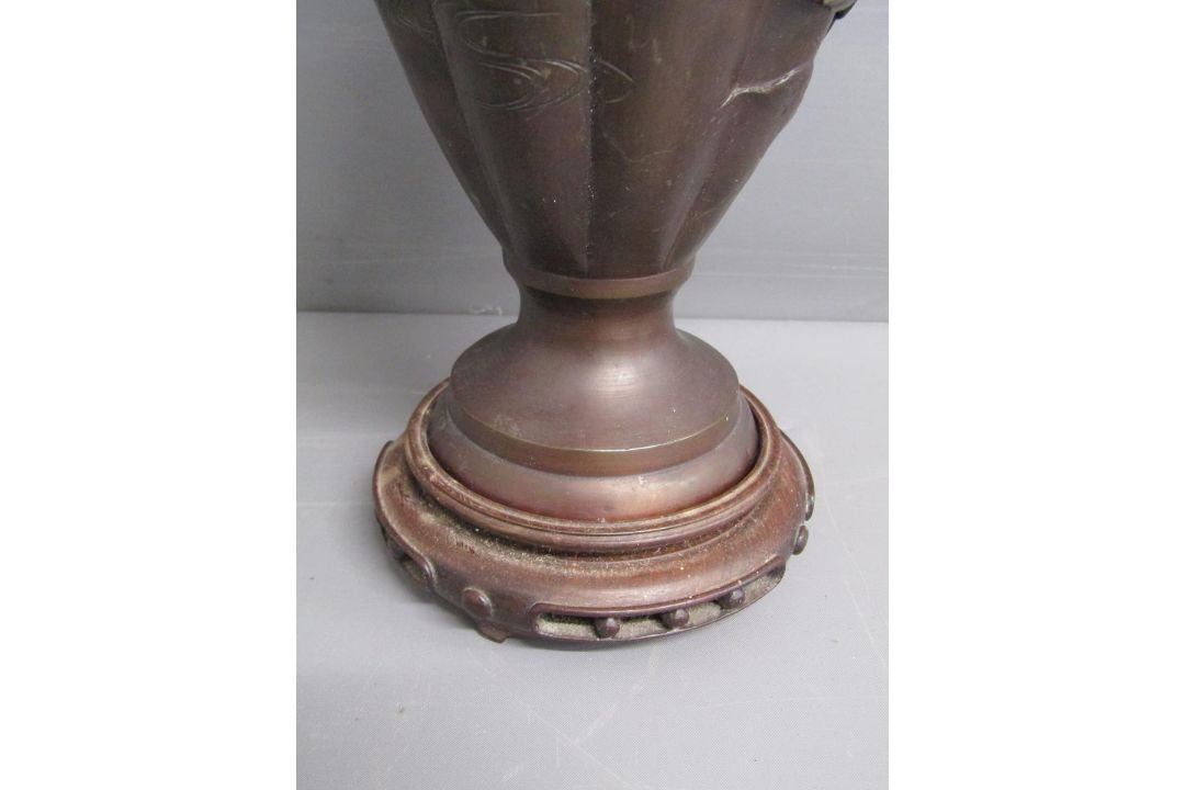 Pair Japanese Meiji period bronze vases decorated with relief decoration of birds and flowers - - Image 11 of 12