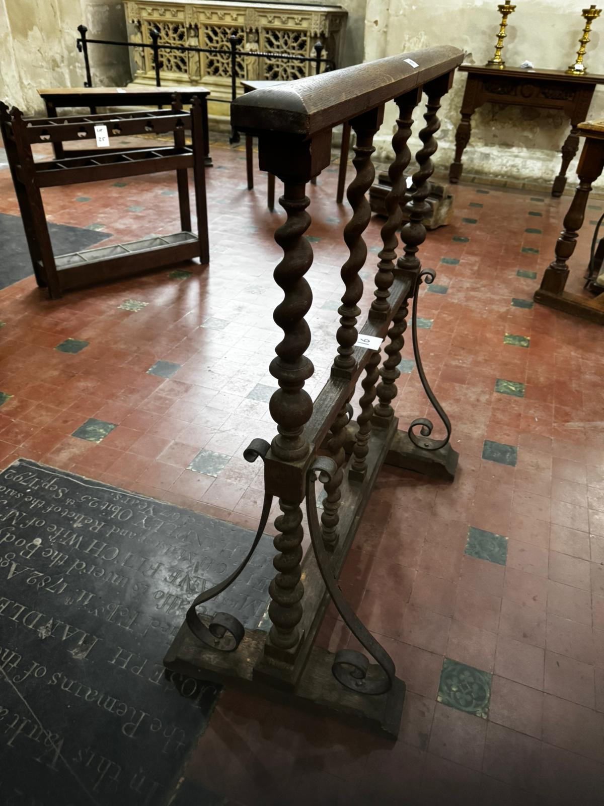 Lot match Lot 33. An unusual Continental style barley twist freestanding barrier with blacksmith - Image 2 of 6