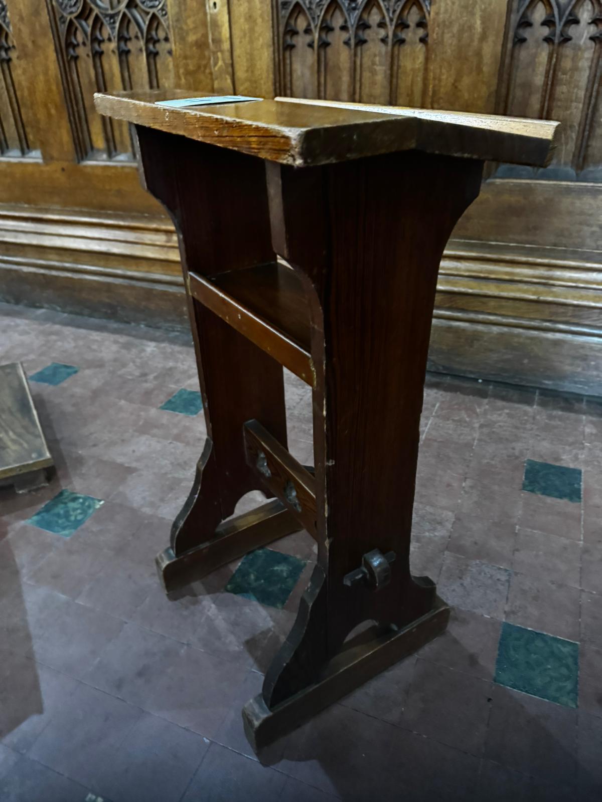 A late 19th century pine prie-dieu or prayer desk of small proportions and having pegged trefoil - Image 2 of 5