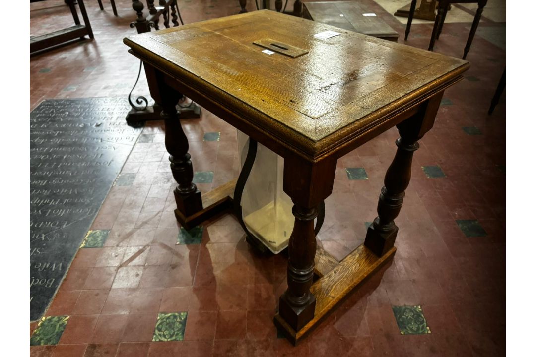 A stout oak 19th century square shaped collection table with raised centre slot and collection - Image 4 of 10