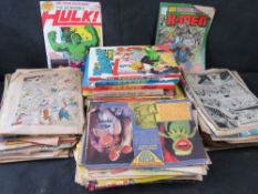 A quantity of assorted comic books and annuals c1980s including The Incredible HUlk and X-Men.