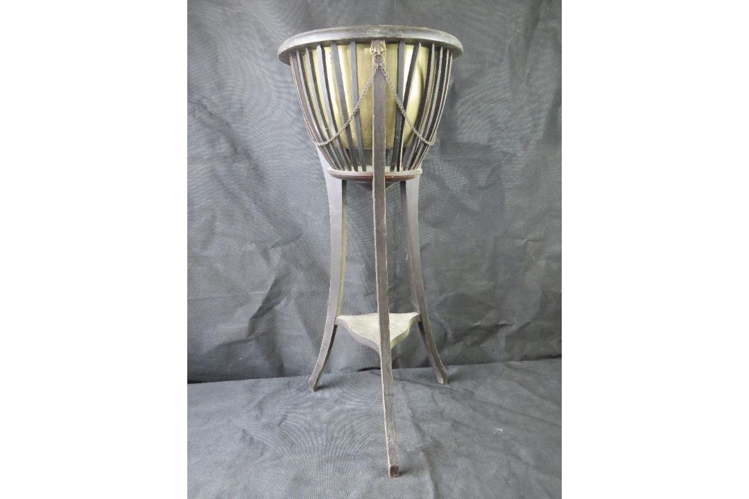 An Edwardian planter stand with liner. - Image 1 of 4
