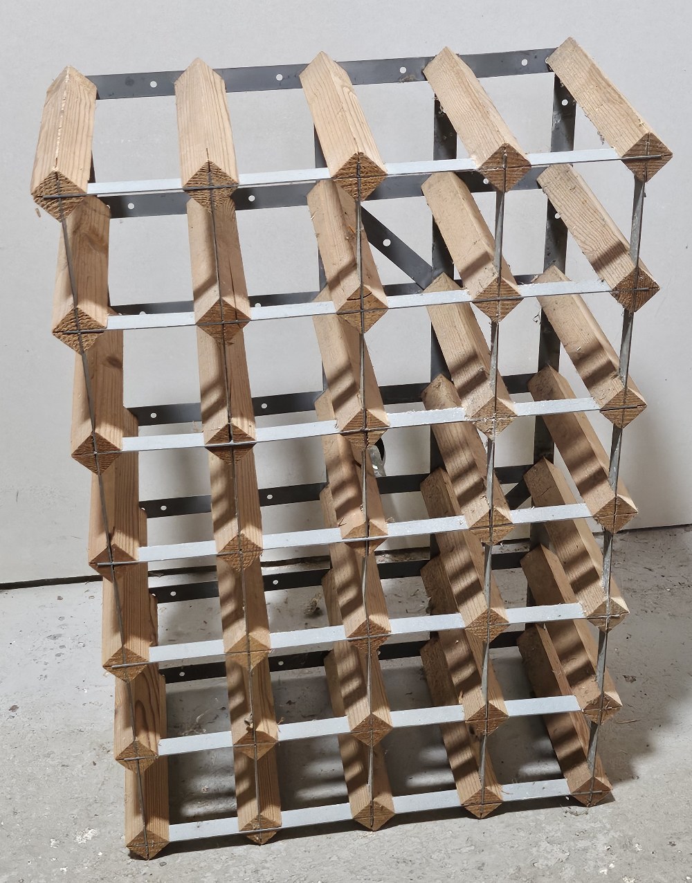 Two wooden wine racks. - Image 3 of 3