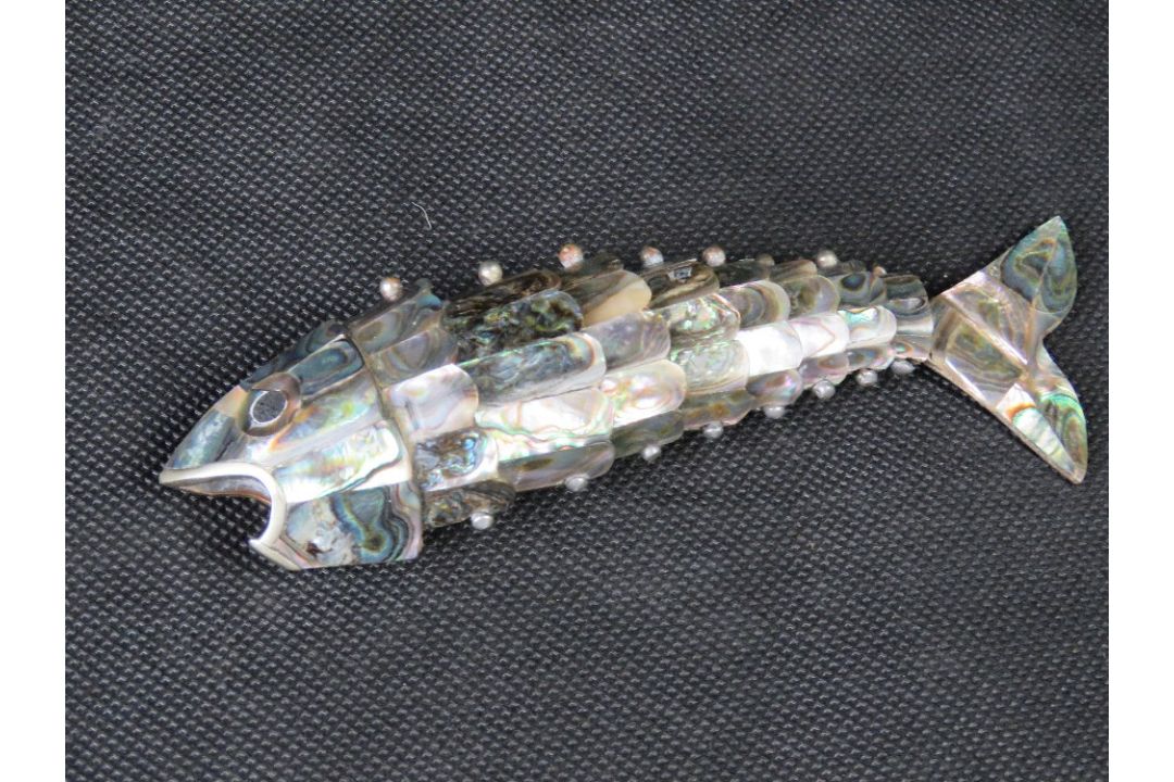 An abalone shell articulated fish. - Image 1 of 2