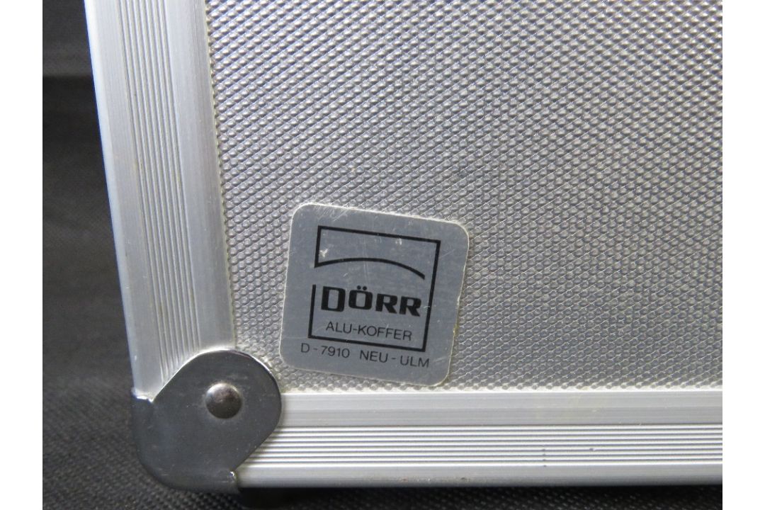 A Canon 8mm Video Camcorder with accessories in flight case. - Image 6 of 6