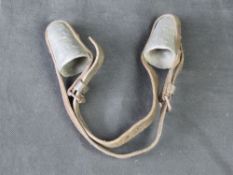 A pair of vintage horn trainers, complet
