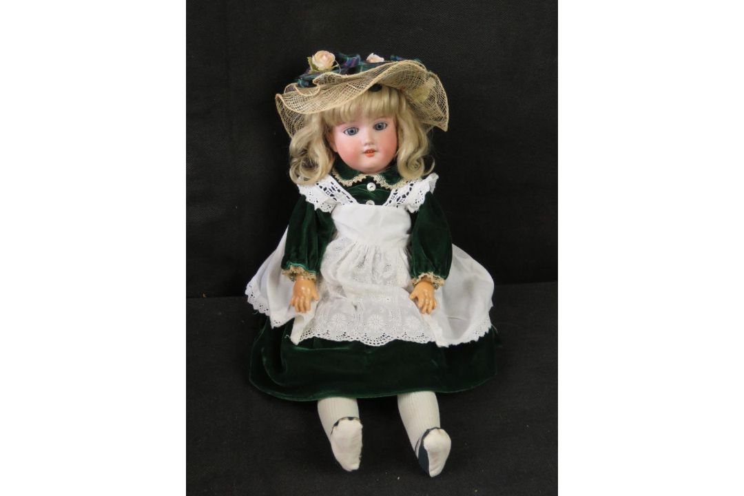 An Armand Marseilles bisque head doll, A.2 1/2 . - Image 1 of 7