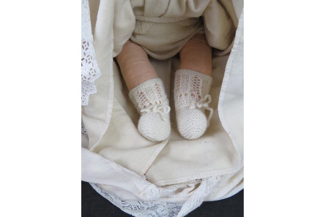 An Armand Marseilles bisque head baby doll, 3418, cloth body, sleepy eyes and closed mouth. - Image 7 of 9