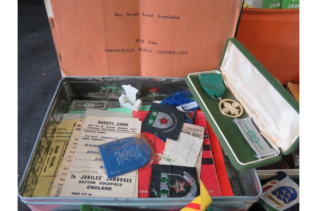 A quantity of Scouts ephemera including badges, medals, beret, belts, original poster, - Image 5 of 15
