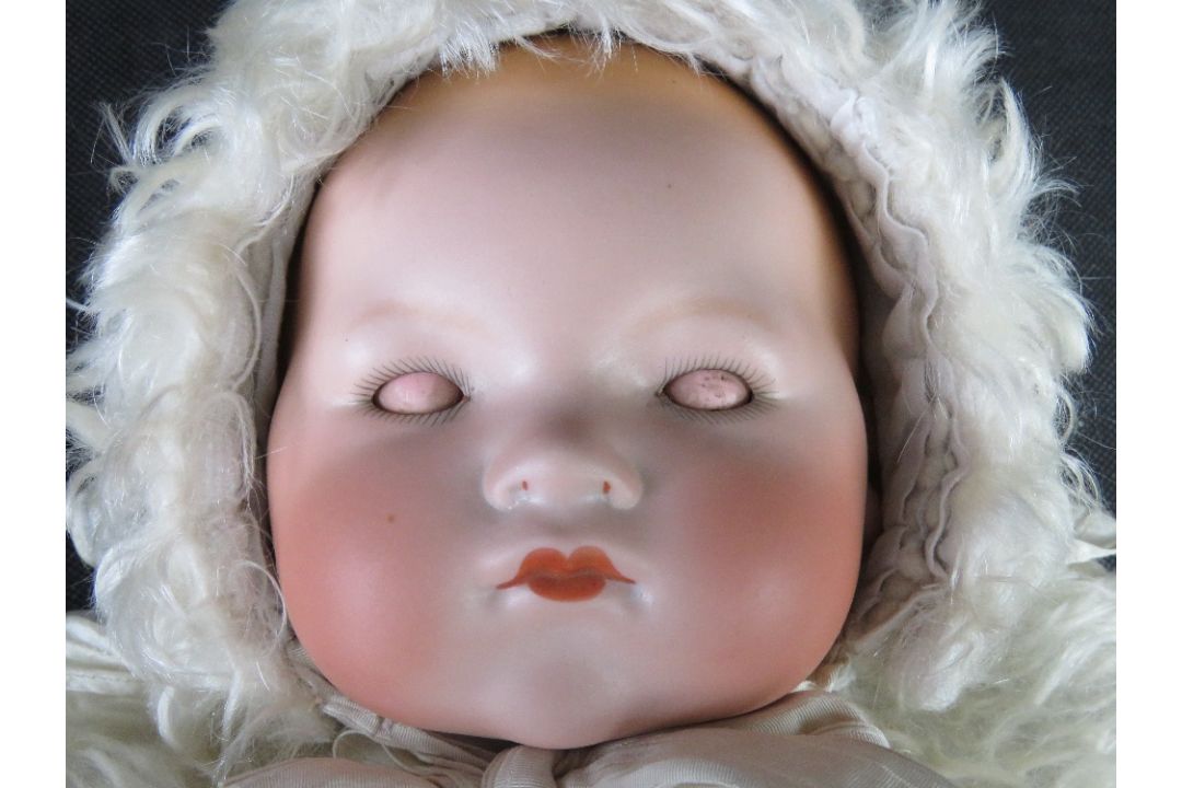 An Armand Marseilles bisque head baby doll, 3418, cloth body, sleepy eyes and closed mouth. - Image 8 of 9