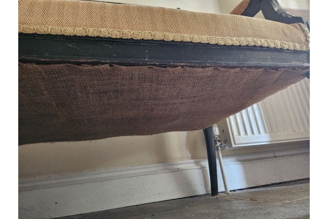 An antique French style salon couch, circa 1880, reupholstered in the traditional manner, - Image 7 of 9