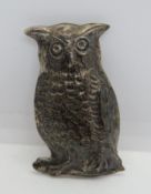 A Mexican sterling silver owl brooch.