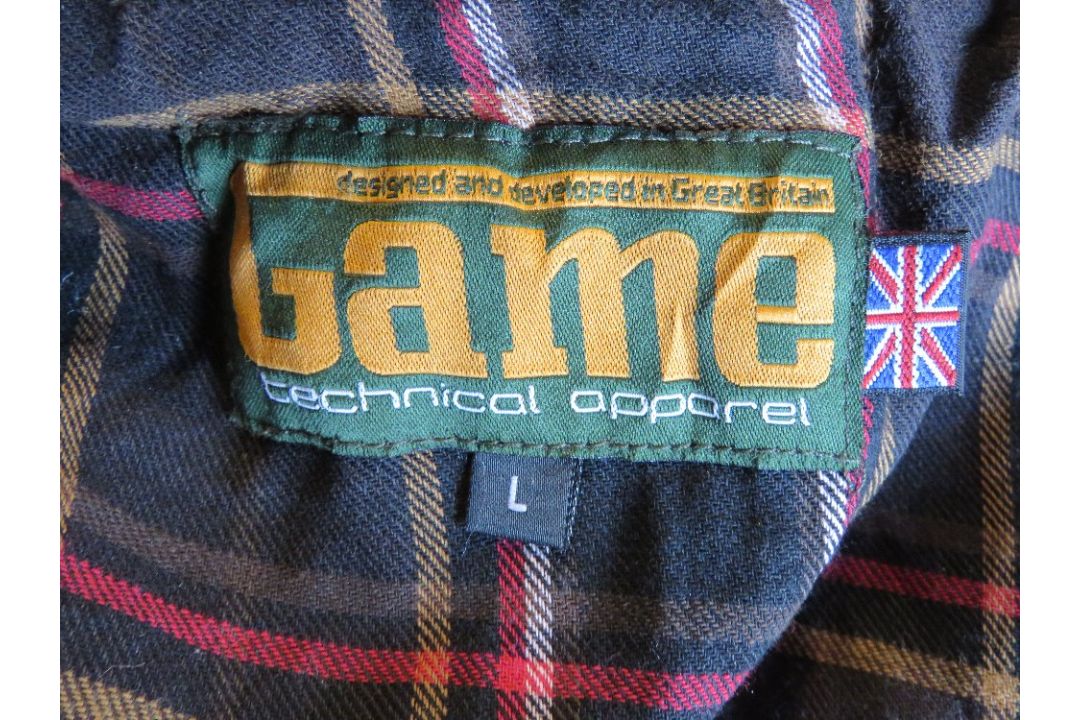 A waxed cotton jacket by Game size L. - Image 3 of 4