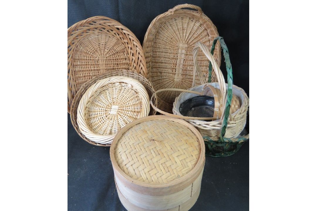 A quantity of wicker etc. - Image 1 of 2