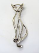 A silver stylised cat brooch, stamped 925.