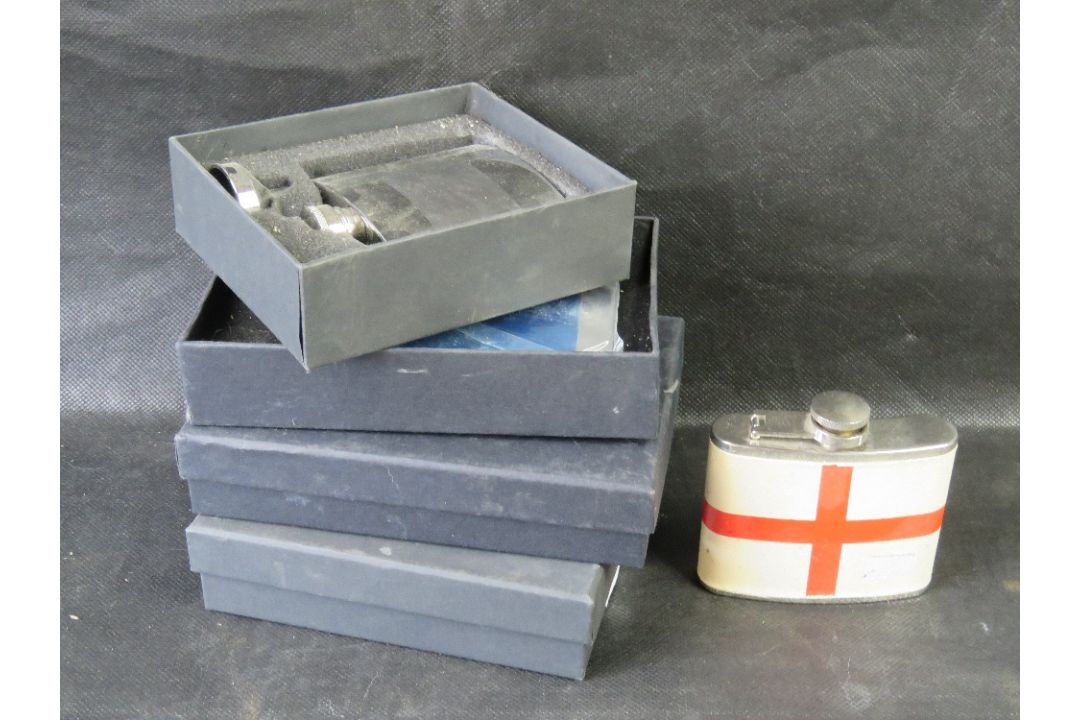 A quantity of stainless steel hip flasks. - Image 2 of 2