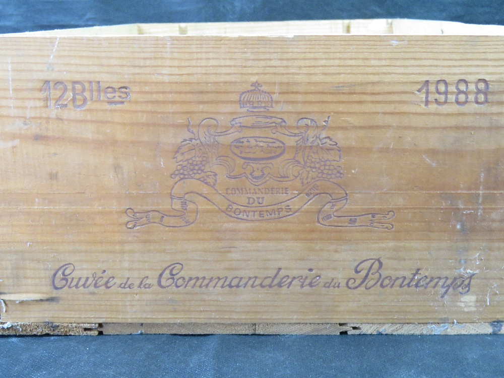 A wooden wine crate. - Image 2 of 2