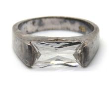 A 925 silver ring, size P-Q.