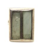 A 925 silver and mother of pearl ring si