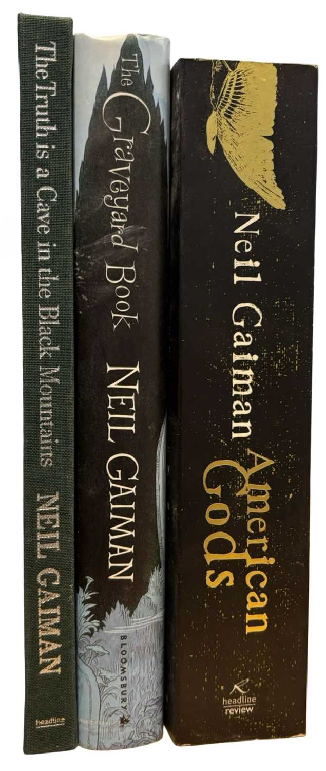 NEIL GAIMAN: 3 Ttiels: THE GRAVEYARD BOOK, London, Bloomsbury, 2008; AMERICAN GODS, London, Headline - Image 2 of 2