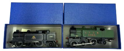 A pair of Hornby 00 gauge locomotives in blue boxes, to include: LNER 9596 and BR 69567 (2)