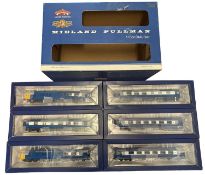 A boxed Bachmann 00 gauge Midland Pullman 6-Car DMU Set