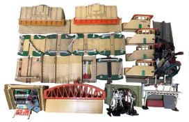 A mixed lot of various Hornby Dublo 00 gauge level crossings, platforms, signals etc