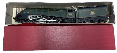 A Hornby Dublo 00 gauge 4-6-2 Silver King locomotive and tender in green livery, number 60016, in