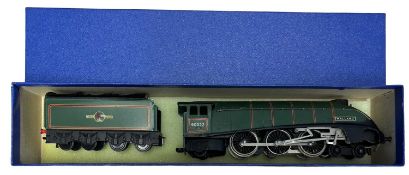 A Hornby 00 gauge 4-6-2 BR Class mallard #60022 locomotive and tender in green livery, in blue box