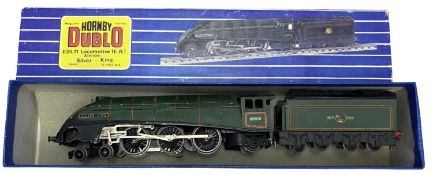 A boxed Hornby Dublo 00 gauge 4-6-2 Silver King locomotive and tender in green livery, number