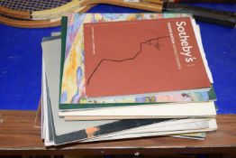 Quantity of various vintage auction catalogues