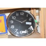 Modern wall clock