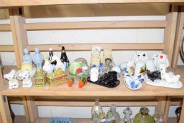 Quantity of assorted decorative condiment sets