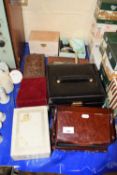 Various jewellery boxes etc