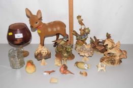 Mixed lot of assorted ornaments