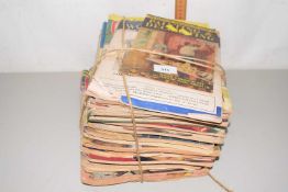 Quantity of assorted vintage magazines