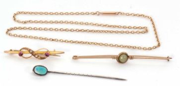 A mixed lot of jewellery: to include a curblink chain with fixed tag stamped '9c', 40cm long, 3.