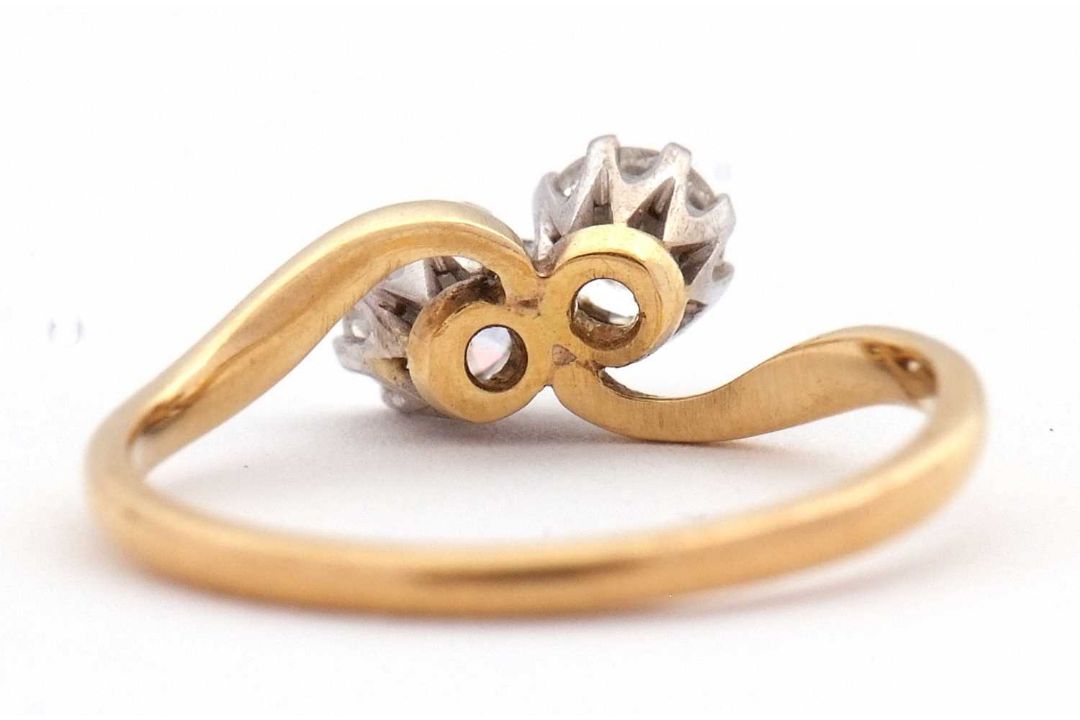 A 'toi et moi' diamond ring, the two Old European cut diamonds, total estimated approx. 0.63cts, - Image 5 of 9