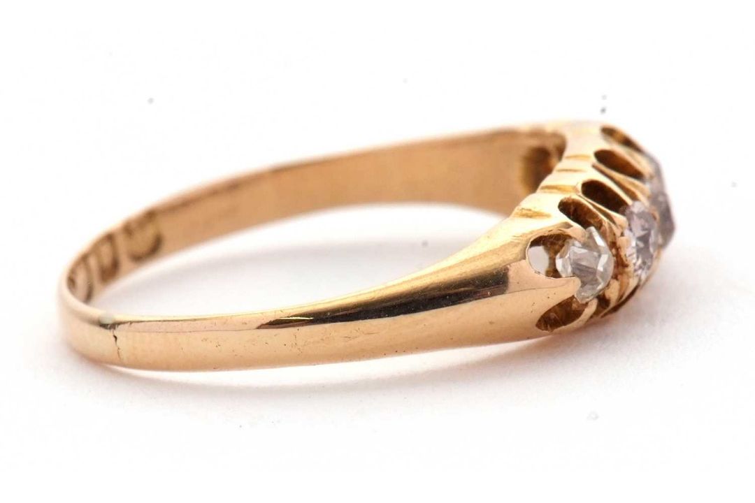 A late Victorian 18ct diamond ring, the five slightly graduated old mine cut diamonds, total - Image 2 of 7