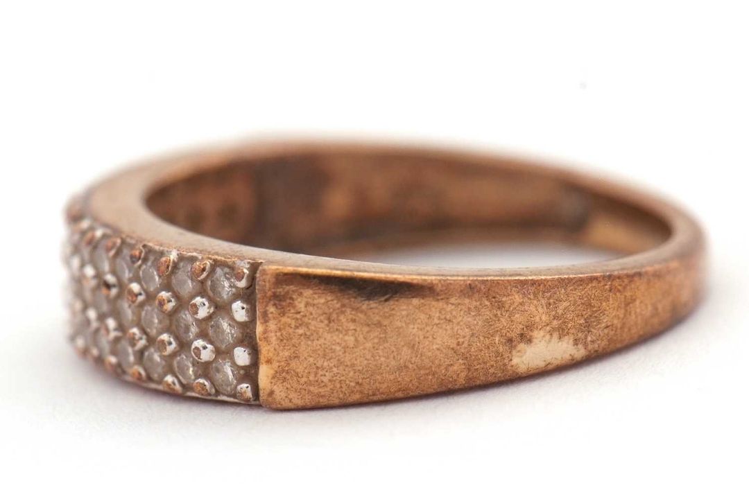 A diamond ring, set with three rows of small round brilliant cut diamonds, total estimated approx. - Image 4 of 6
