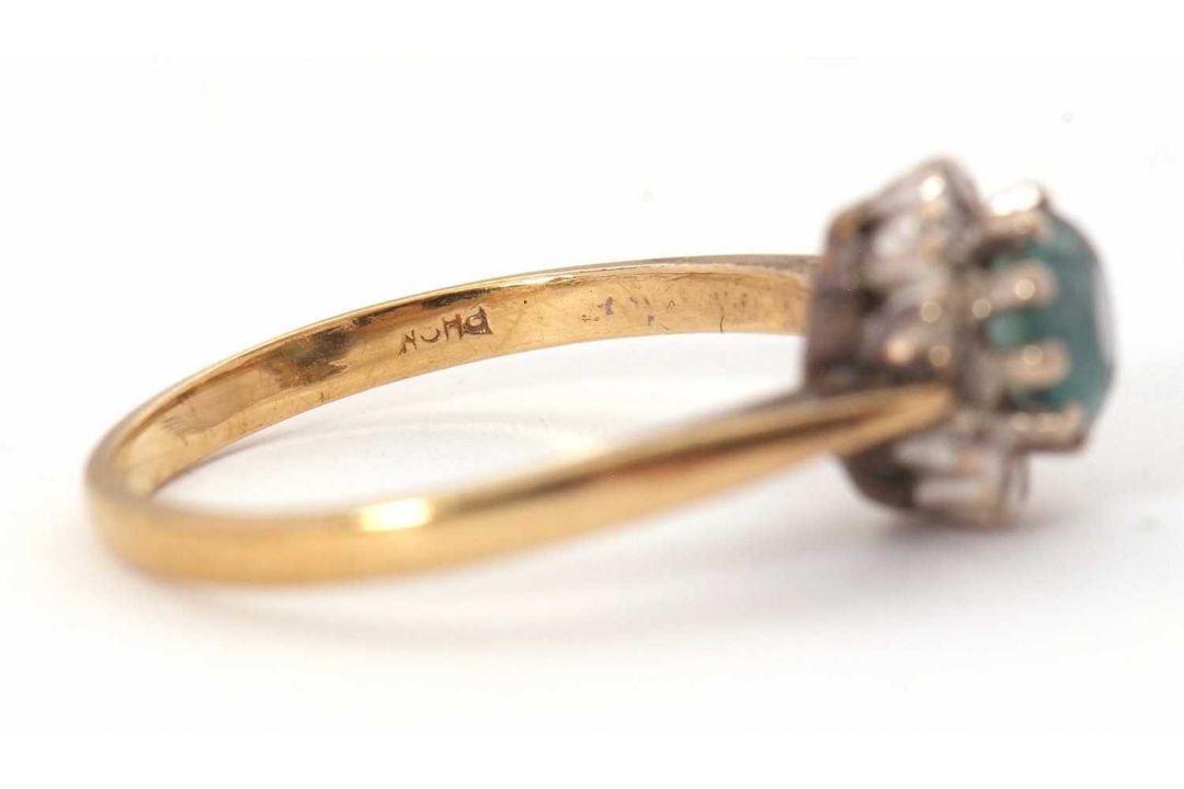 An 18ct blue zircon and diamond ring, the central round blue zircon surrounded by illusion set - Image 6 of 8