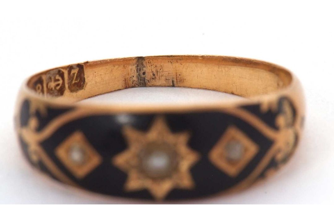 A late Victorian 18ct gold, pearl and diamond ring, the upper set with black enamel and a central - Image 5 of 6
