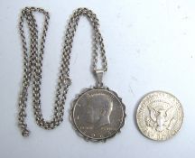 2 Kennedy Silber Dollar, 1x mit Silberkette