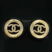 CHANEL 93P LARGE BUTTON MOTIF CC EARRINGS.