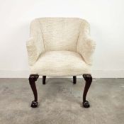 GEORGIAN STYLE TUB CHAIR.
