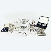 A QUANTITY OF SILVER AND PLATE. (QTY).