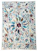 FINE SUZANI DESIGN KILIM.