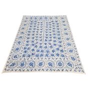 FINE SILK SUZANI.